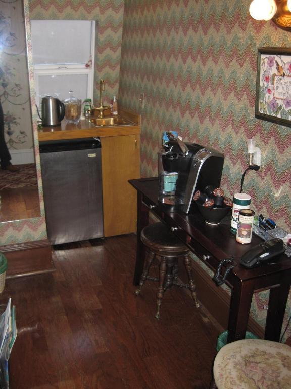 Mildred'S Bed & Breakfast Сіетл Екстер'єр фото